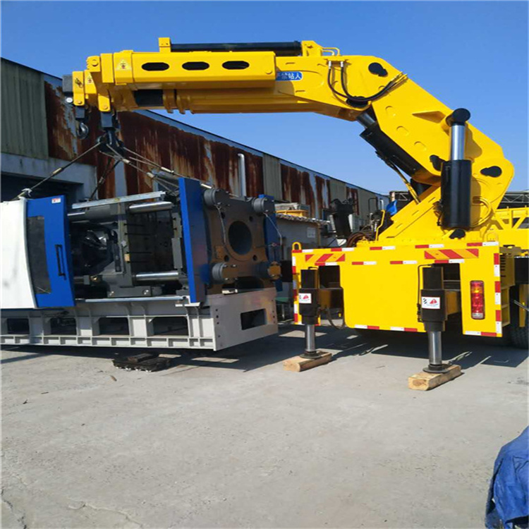 施秉 大吨位折臂吊出租费用解析：一小时租赁多少钱