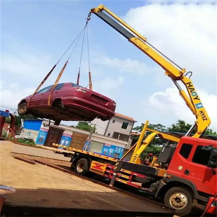 施秉吊车救援小汽车怎么吊