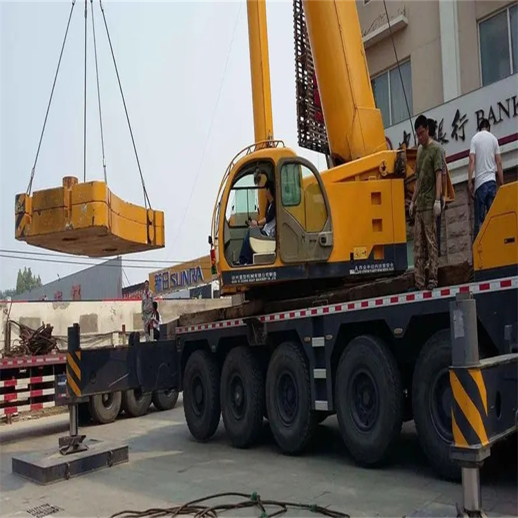 施秉当地吊车出租|机器吊装|75吨|工厂搬迁服务